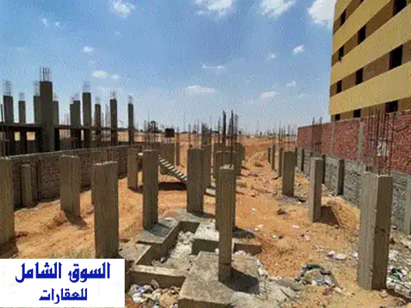 فرصة استثمارية نادرة! للبيع أرض تجاري طبي 800م بقلب مدينة بدر | أمام جامعة CUC وبجوار بيت الوطن