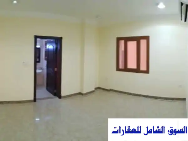 لإيجار شهري بالوكرة: شقة 3 غرف واسعة 120م² - فرصتك لتصميم منزل أحلامك بـ 4800 ر.ق!