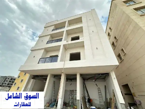 للبيع بناية جديدة منطقة العالية سكني تجاري أرضي +...