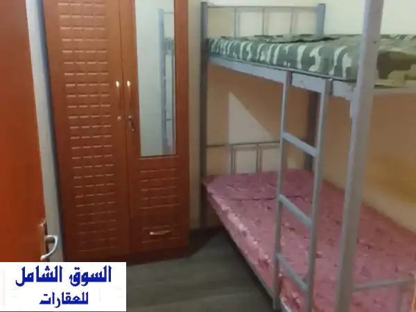 فرصة ذهبية للشباب: بارتشن للإيجار بالراشدية 3 عجمان...