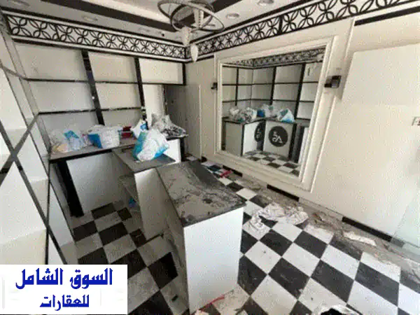 فرصة استثمارية ذهبية: محل تجاري للإيجار...
