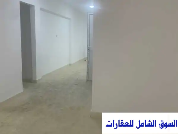 فرصة استثمارية ذهبية! محل تجاري 550م بالتقسيط على طريق...