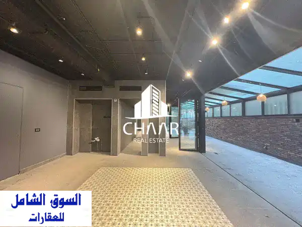 فرصة ذهبية: محل تجاري فاخر 250م² للايجار في قلب...