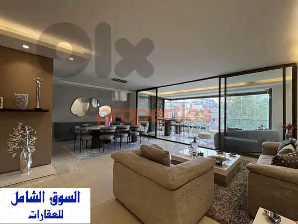شقة فاخرة للبيع في الحازمية 270م2: سكن الأحلام بموقع استراتيجي وهادئ - CPMK141
