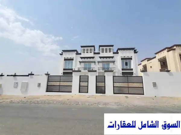 للإيجار فيلا الرقيبة الشارقة في ضاحية السيوح