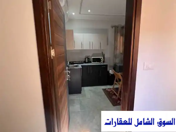 استوديو سوبر لوكس للإيجار المفروش في التجمع الاول بجوار الرحاب مفروش ومكيف روف يوجد اسانسير الأول القاهرة