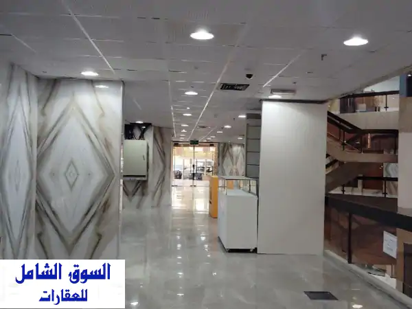للإيجار في شرق أكشاك تصلح لنشاط عطور...