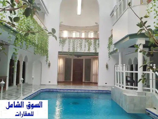 للإيجار فيلا في الأندلس، مساحة 1000 متر مربع. فيلا...