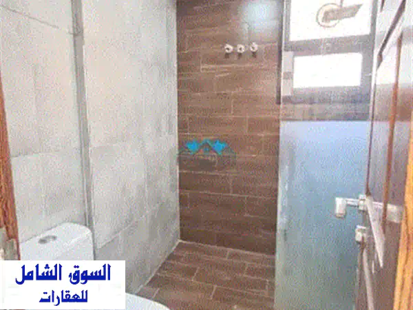 شقة حديثة واسعة مكونة من 3 غرف نوم في الطابق الأرضي في الرميثية. صالة معيشة كبيرة الحجم، غرفة نوم ...
