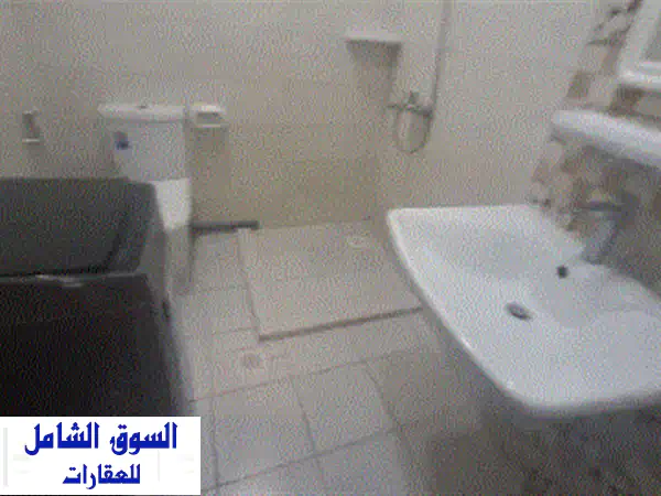 استوديو مفروش للإيجار في توبلي قرب الشارع العام. غرفة نوم، حمام، مطبخ مفتوح مع الصالة، مصعد. السعر ...