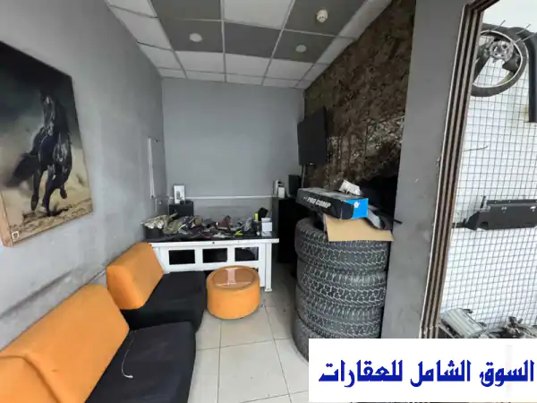 للبيع محل تجاري في الشارقة الصناعية 4 الصجعة