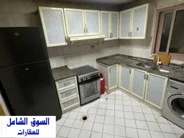 شقة غرفتين وصالة مفروشة للإيجار الشهري بمنطقة الراشدية 3، فوق سوبر ماركت إسطنبول. فرش ممتاز وموقع ...
