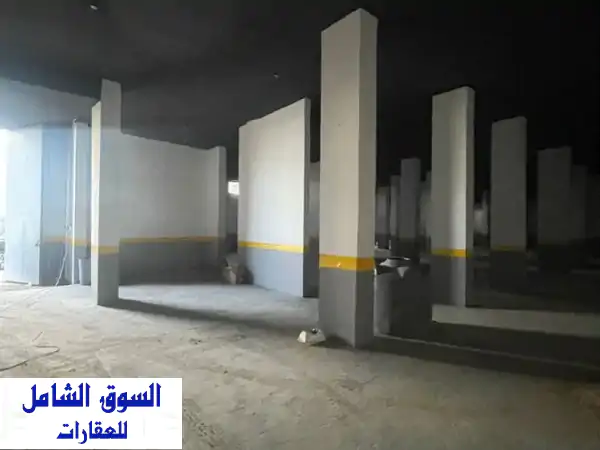 مستودع للإيجار شويفات مساحة 1300م مدخل كونتنر 5...