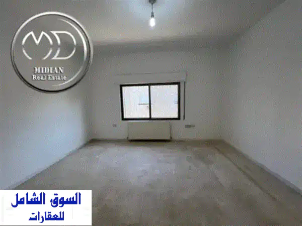فرصة ذهبية! شقة فاخرة فارغة للإيجار في أم أذينة، عمان | 170م بإطلالة ساحرة وموقع مميز (إعلان 8234)