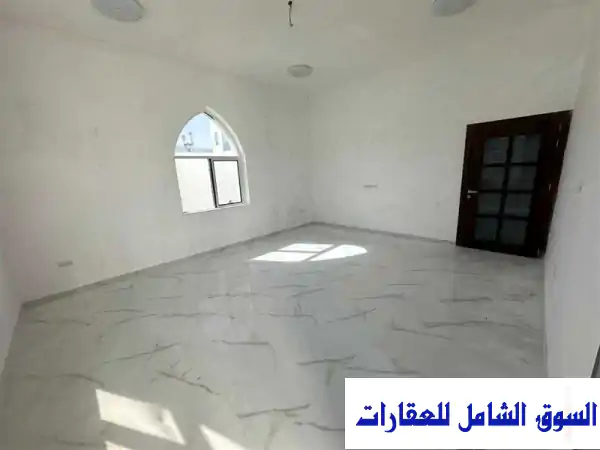 للإيجار فيلا اول ساكن في منطقة مزيد العين