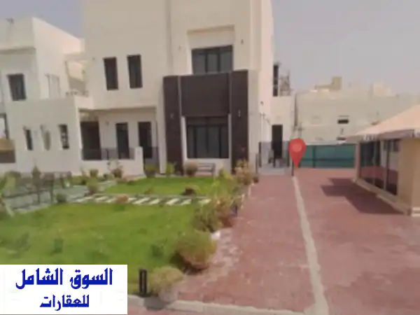 فيلا للبيع في صباح الأحمد، مساحة 600 متر مربع،...
