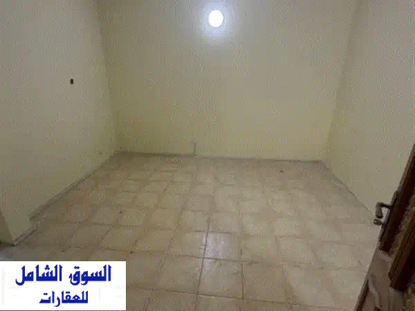فرصة لا تعوض: بيت عائلي فسيح ومجدد بالكامل للإيجار...