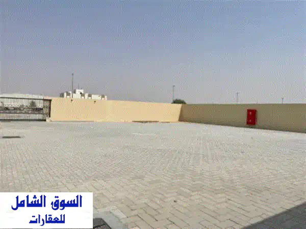 للإيجار حوطة مميزة في الصجعة الشارقة على شارع رئيسي مباشرة. مساحة واسعة 20000 قدم مربع مجهزة ...
