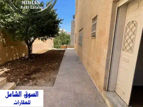 رقم الاعلان 8583 شقة شبه أرضي فارغة للإيجار خلدا...