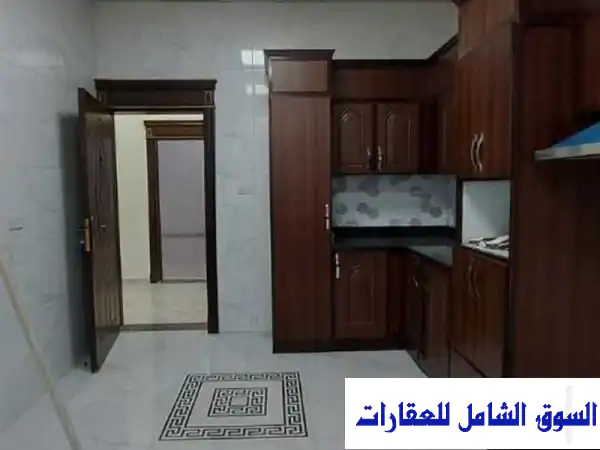 فيلا دوبلكس بمدينة العين منطقة البطين للإيجار في