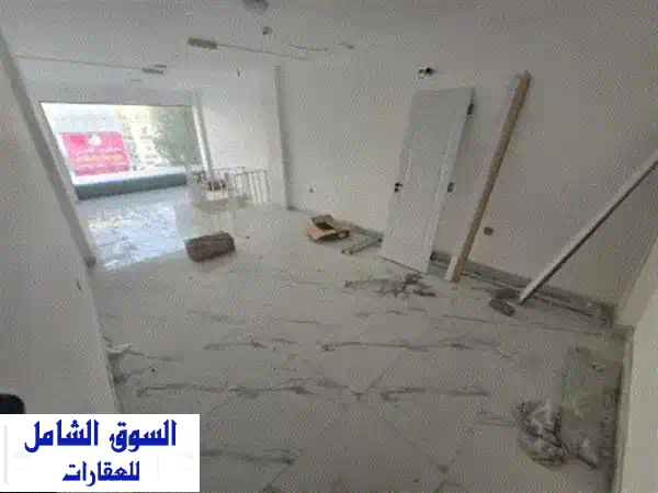 محل للإيجار السنوي في موقع مميز في شارع الشيخ عمار  دوار العبايات. محل طابقين بتشطيب ممتاز ومساحة ...
