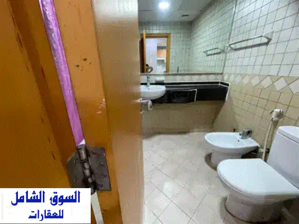 الإيجار الشهري منطقة الحميدية 1 مقابل المحكمة البناية عائلات البناية جميله شقة غرفة وصالة مفروش فرش ...