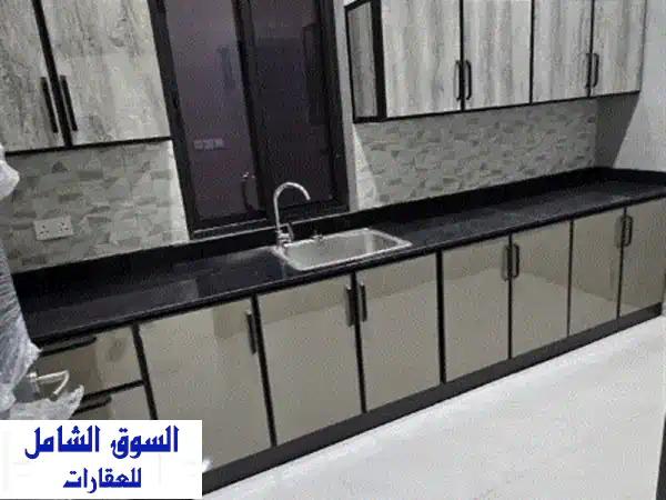 للإيجار شقق جديدة أول ساكن في الرفاع الغربي 3 غرف...