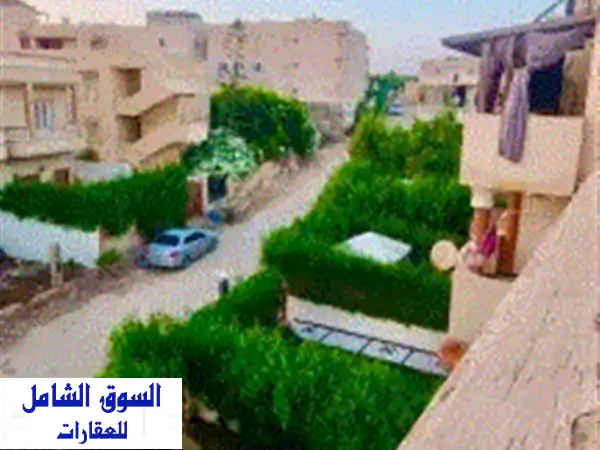 للبيع شاليه دور ثاني برووف خاص. فرصة مميزة...