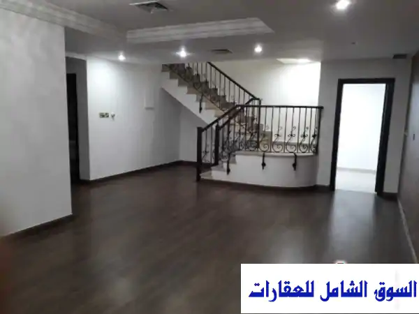 للإيجار دبلكس بالجابرية 1200 دك من 4 غرف منها اثنين...