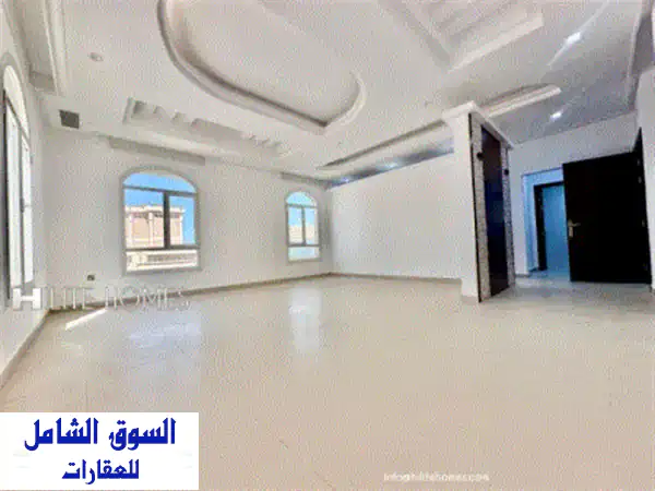 طابق بأربع غرف نوم متاح للإيجار في الصديق. يتميز...