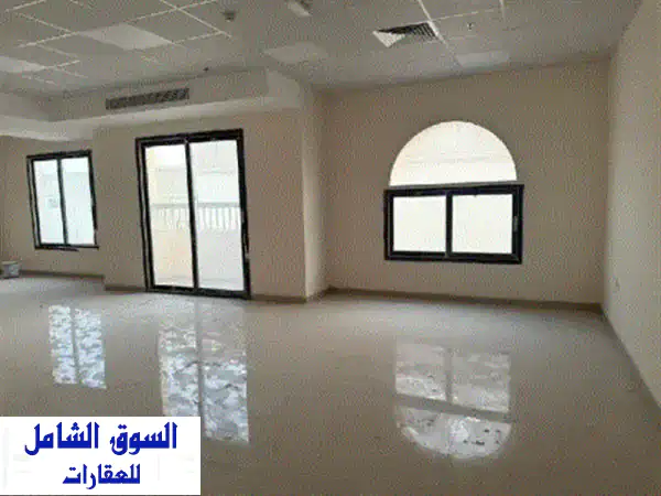 للإيجار عدد 4 مكاتب في الصجعة القديمة موقع مميز جدا علي الشارع العام 97 وبالقرب من جميع الخدمات ...