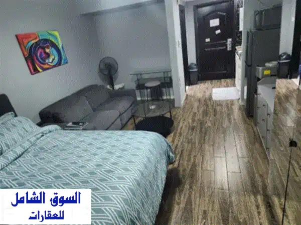 استوديو مفروش بالكامل للإيجار الشهري في موقع مميز على كورنيش عجمان، يتميز بمساحة واسعة وتشطيب عملي، ...