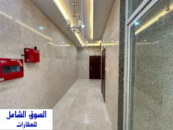 متاح بناية استثمارية مميزة في مويلح  الشارقة،...