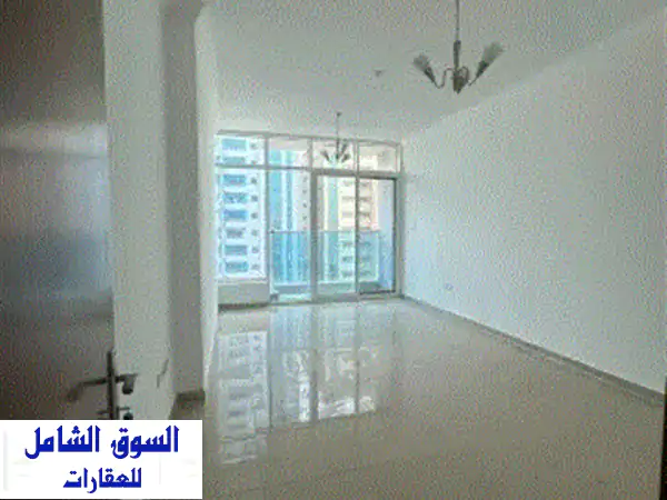 في شارع الشيخ خليفة  عجمان للإيجار غرفتين وصالة 48...