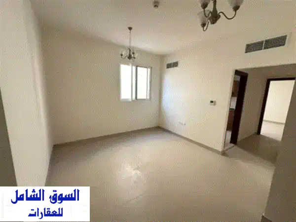 متاح بناية استثمارية مميزة في مويلح  الشارقة، أول ساكن، مكونة من أرضي و4 طوابق، تحتوي على 6 شقق ...