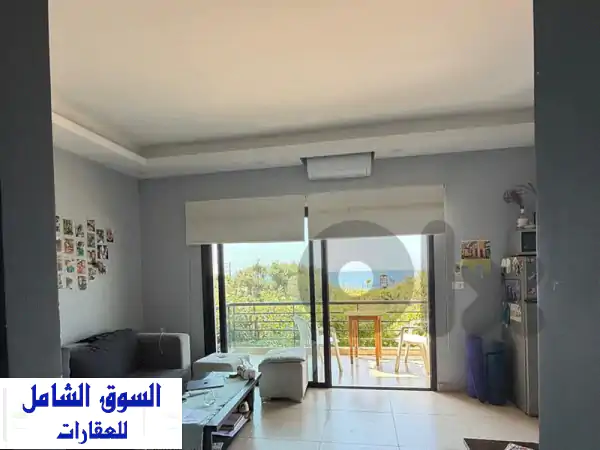 شاليه للإيجار في كفرعبيدا البترون: إطلالة بحرية ساحرة وخطوات للشاطئ - استمتع بإجازة أحلامك!