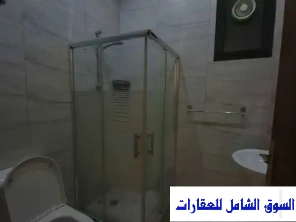 دور ارضي في الفنيطيس مع ديوانية 5 غرف ماستر للإيجار فنيطيس مبارك الكبير