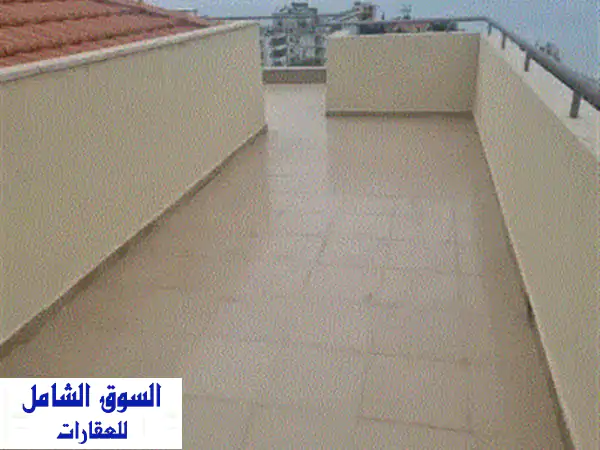 دوبلكس للبيع بلاط جبيل منظر رائع لا يحجب البناء ملبس حجر وجديد المساحة 340م مؤلف من 6 نوم 6 حمامات ...