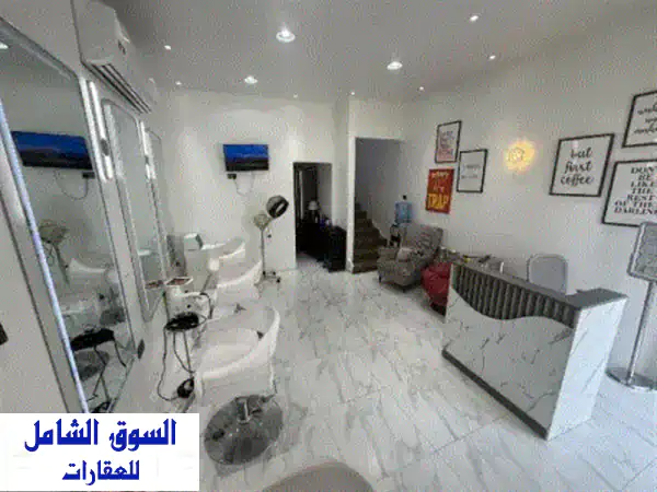 صالون سيدات شغال للبيع  فرصة مميزة في عجمان الموقع الروضة 2  شارع الجزائر  متفرع من شارع الشيخ ...
