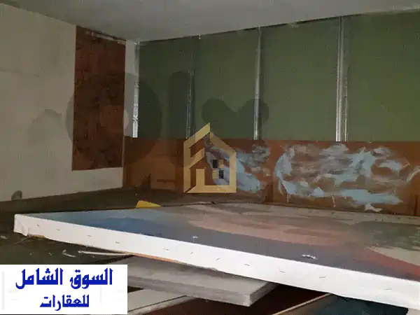 فرصة لا تعوض: محل تجاري للإيجار في جل الديب 25م2 - موقع حيوي وموقف خاص | EK14