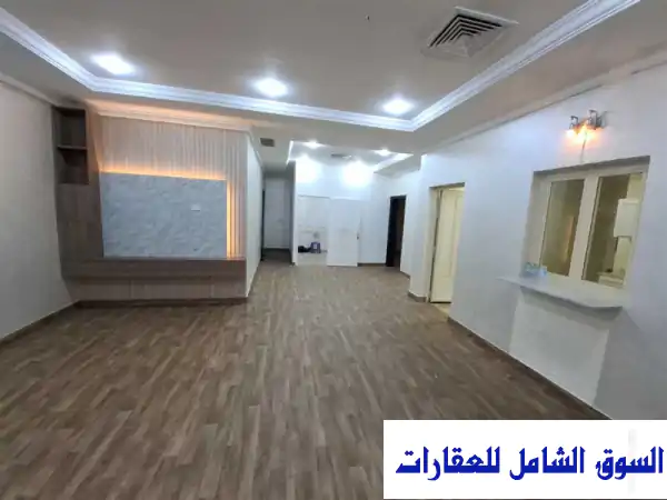 شقةكبيرة فى الفنطاس قرب البحر من 3 غرف وغرفة خ مع ح...