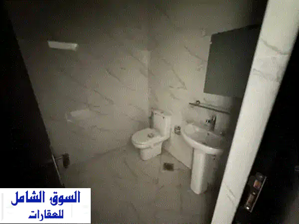 بناية استثمارية للبيع  أول ساكن الجرف الصناعية، شارع جدة  عجمان موقع استراتيجي قريب من شارع جدة ...