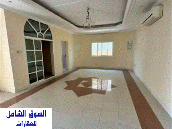 لا تبحث كثيراً، هذا العقار يستحق المشاهدة....