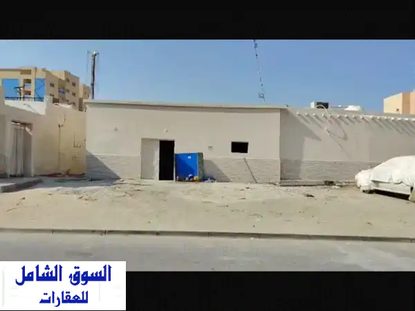 للإيجار بيت شعبي في البستان، قريب من محطة الباص،...