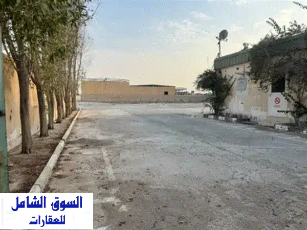 للإيجار حوطة في الصجعة الصناعية  الشارقة المساحة 81555 قدم مربع تفاصيل العقار زاوية على شارعين قار ...