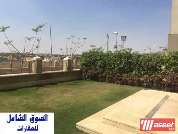 وحدة للبيع بالتجمع الخامس في كومبوند the village palm hills