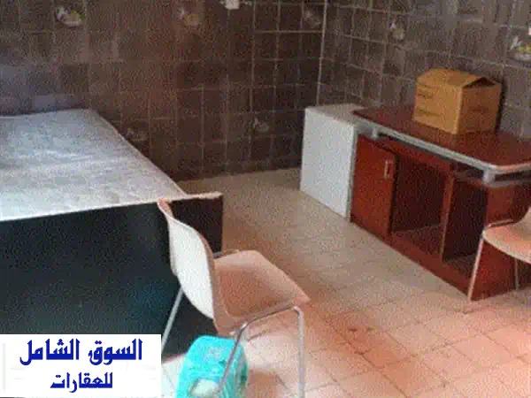 ✨ فرصة سكن راقية: غرفة للإيجار في فيلا...