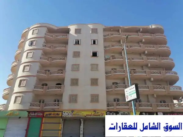شقة في برج الجارح السياحي اول شارع اسكندرية بجوار جميع الخدمات مفروشة للإيجار مرسى مطروح
