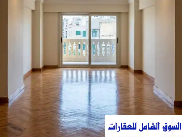 شقة 190 متر جليم على الترام من المالك مباشرة للإيجار في الإسكندرية