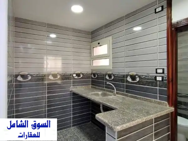 شقه لقطهه بمقدم 250 الف بس في العجمي الكيلو 21